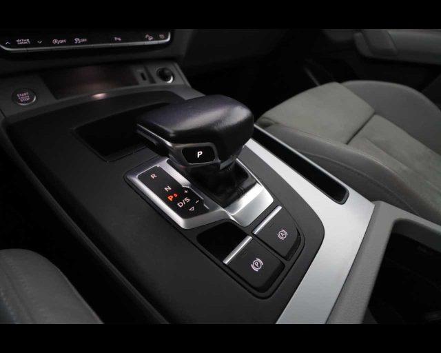 AUDI Q5 SPB 40 TDI quattro S tronic Business Advanced