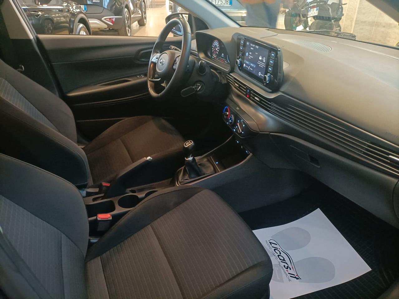 Hyundai i20 1.2 MPI MT Connectline