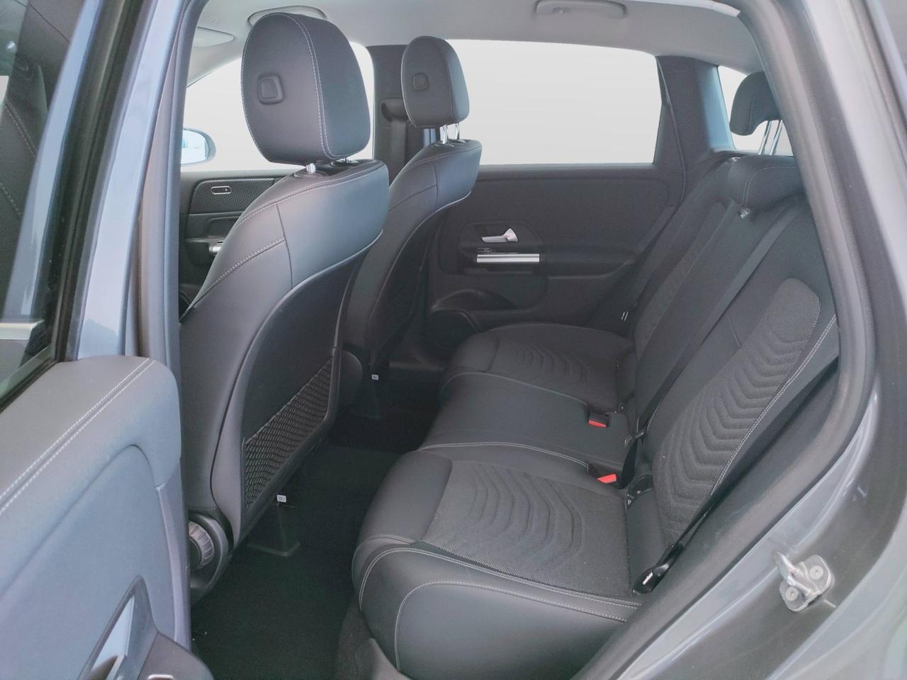 Mercedes-Benz Classe B - W247 2023 - B 180 d Progressive Advanced auto