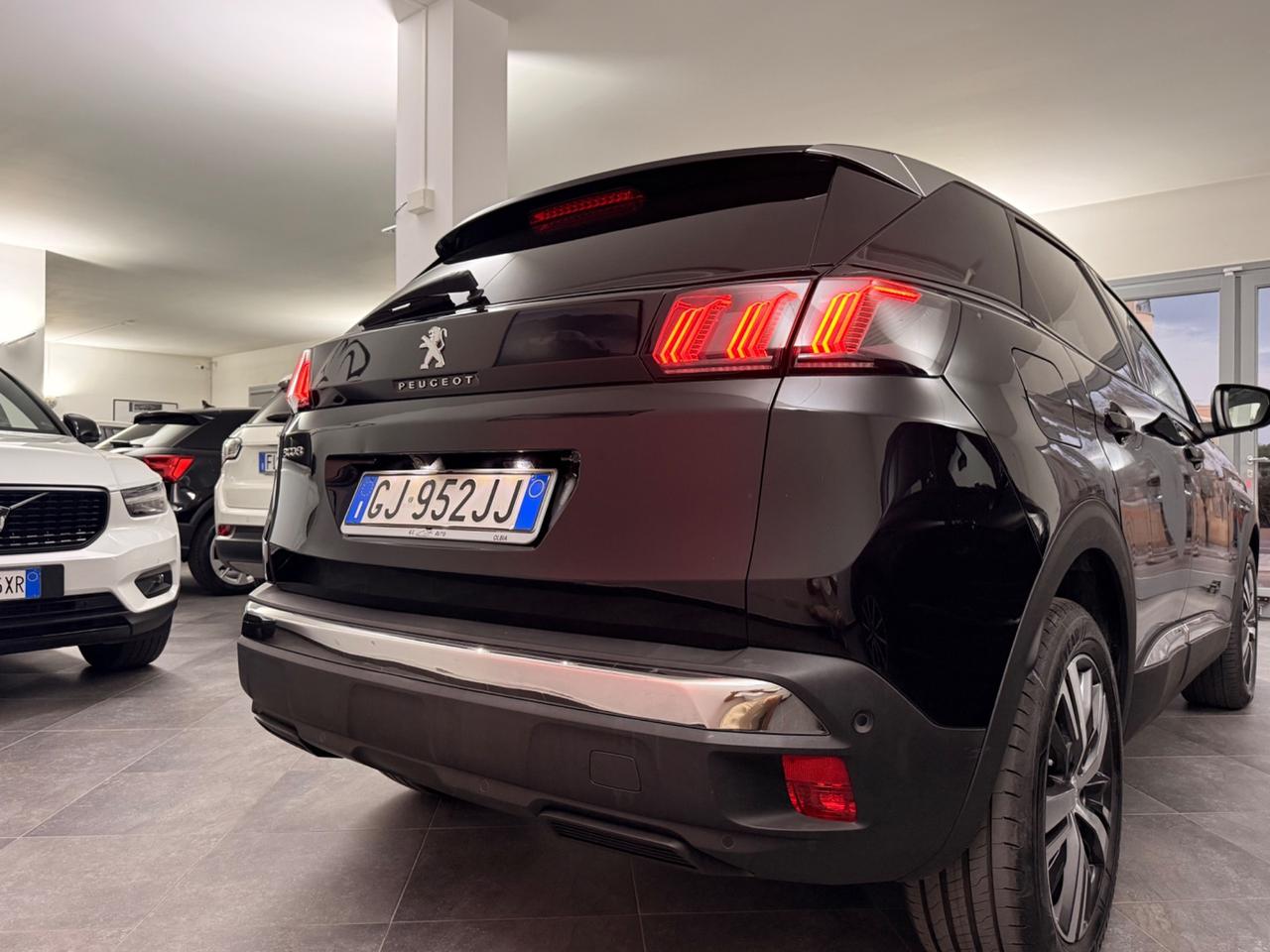 Peugeot 3008 BlueHDi 130 S&S EAT8 Allure