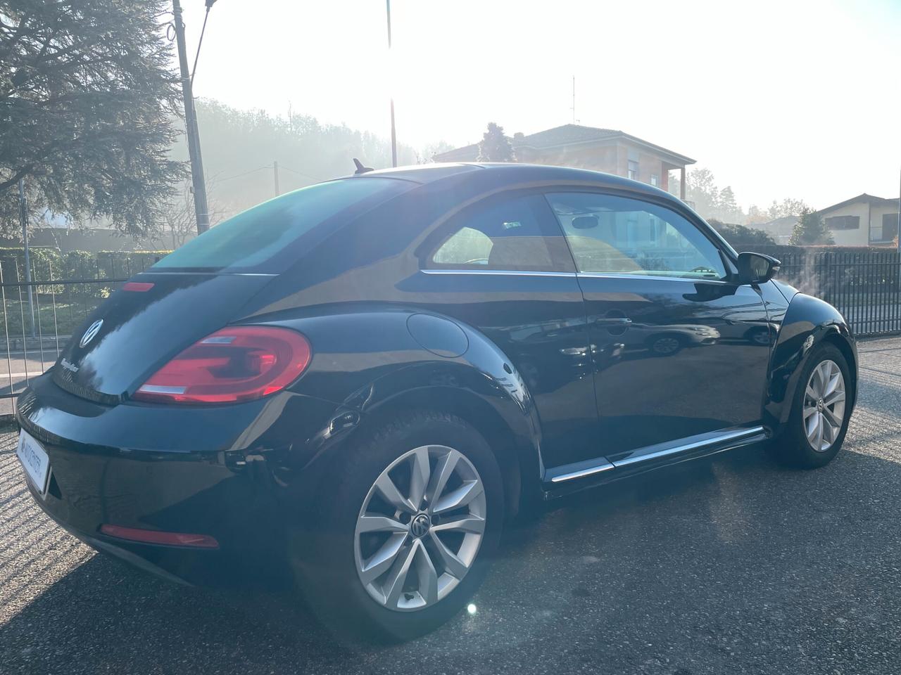 Volkswagen Maggiolino 1.6 TDI Design