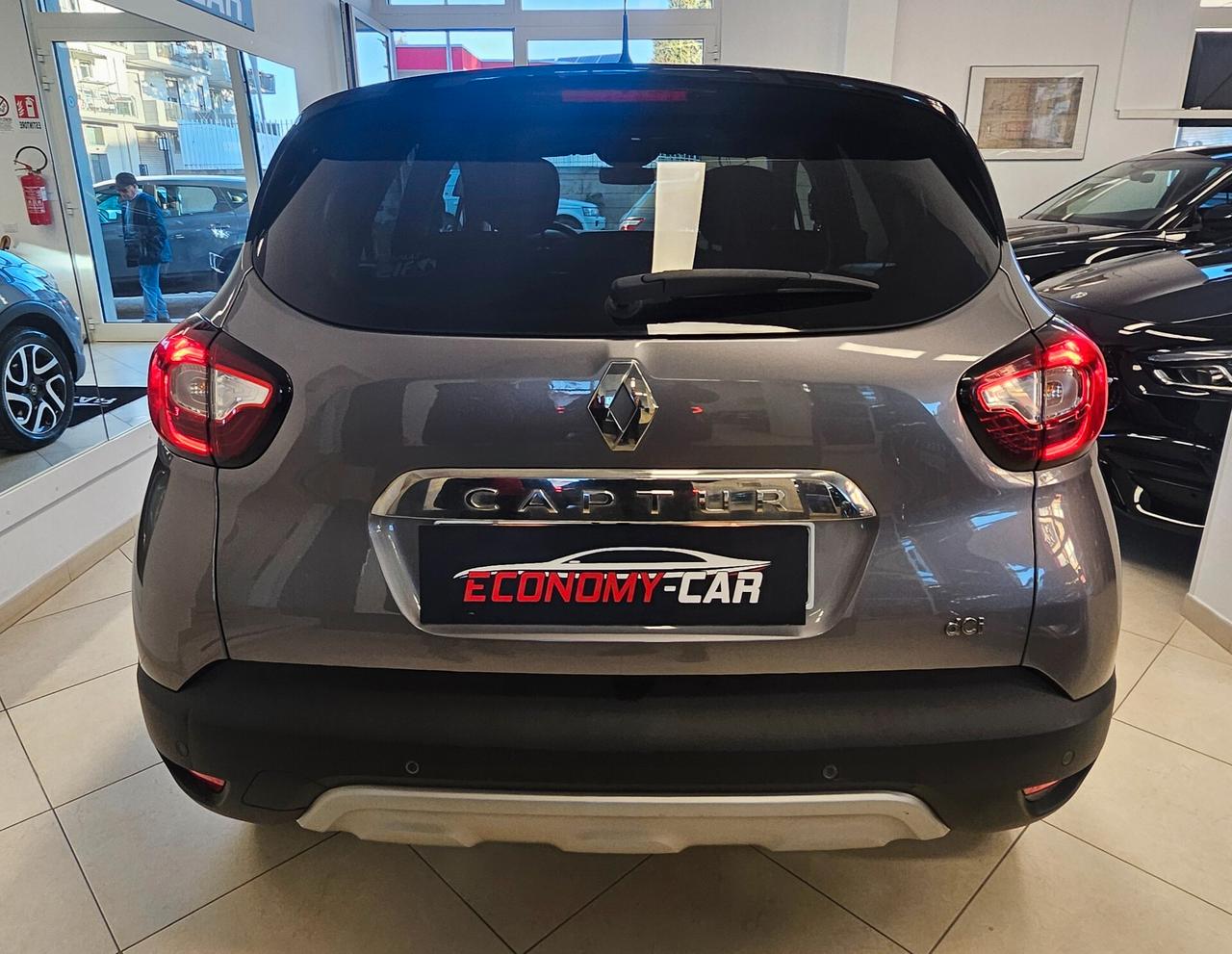 Renault Captur dCi 8V 110 CV Start&Stop Energy Initiale Paris