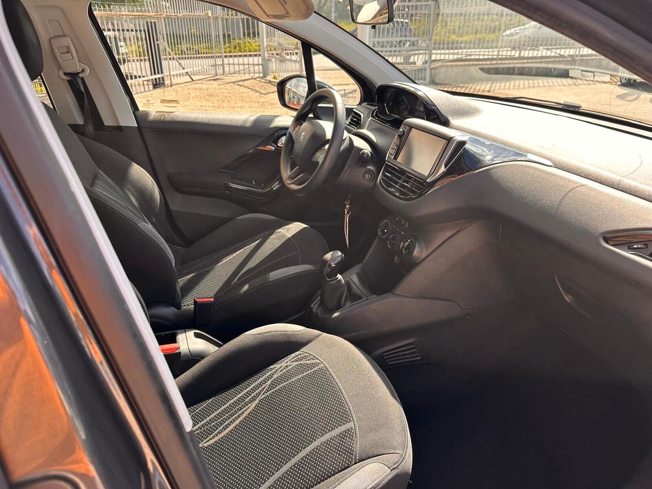 Peugeot 208 1.4 VTI 5 P GPL ALLURE