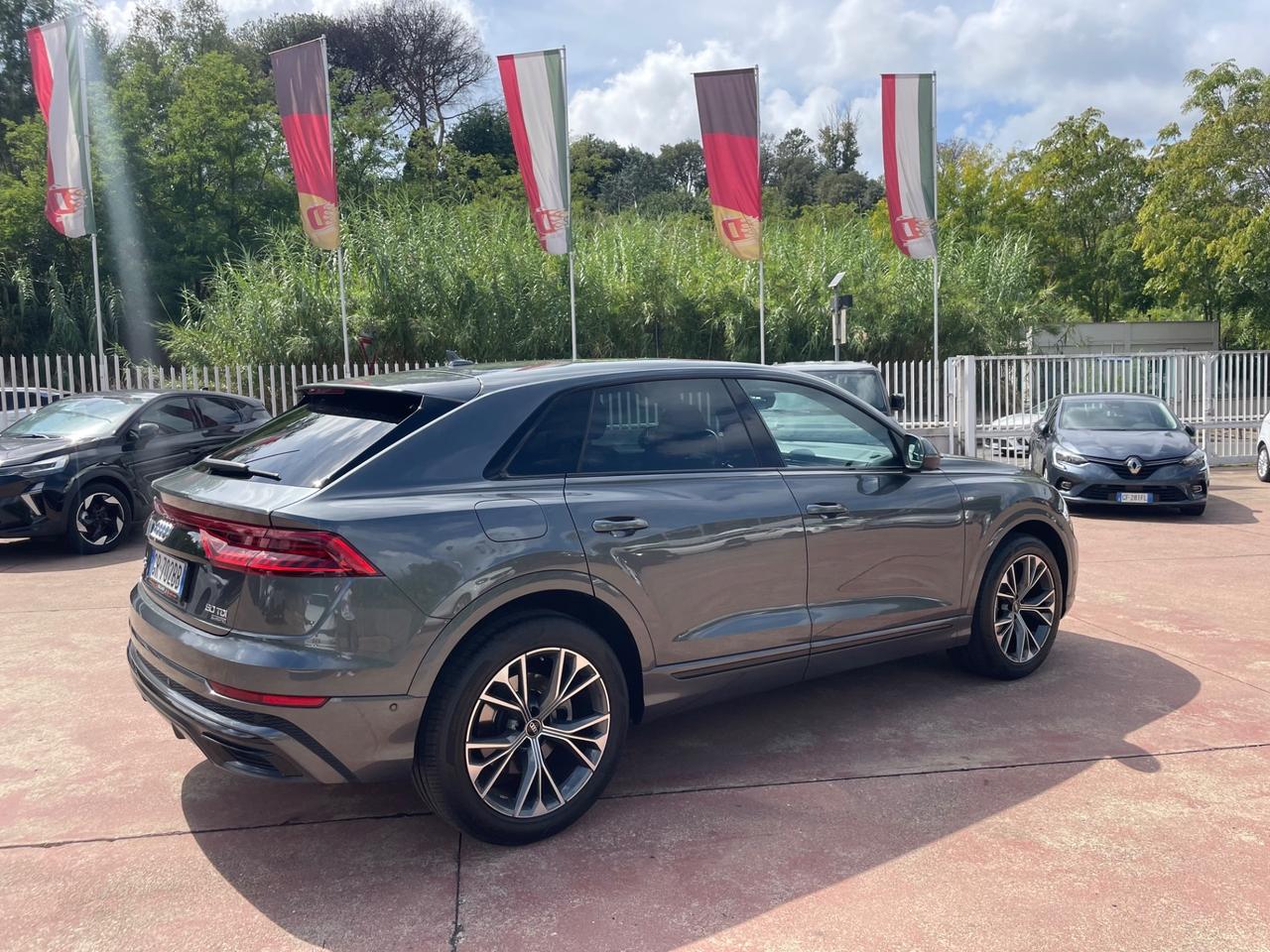Audi Q8 50 TDI 286 CV quattro tiptronic Sport