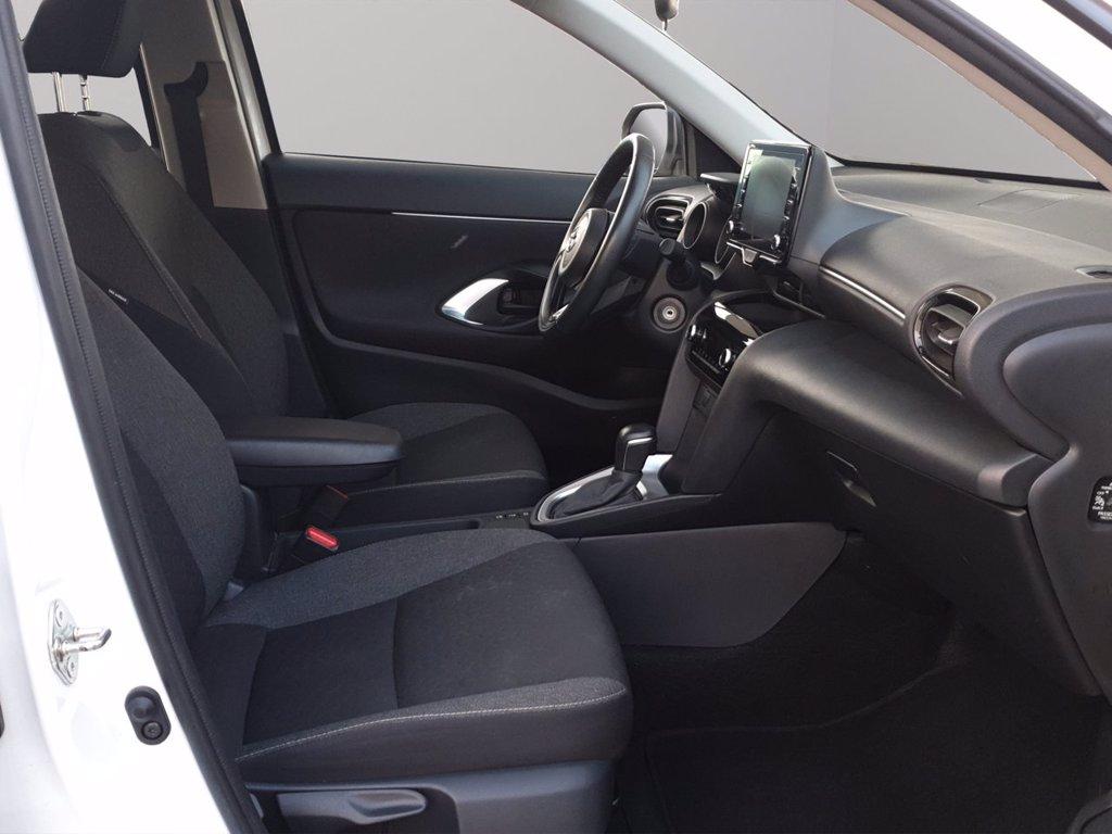 TOYOTA Yaris cross 1.5h active fwd 116cv e-cvt del 2023