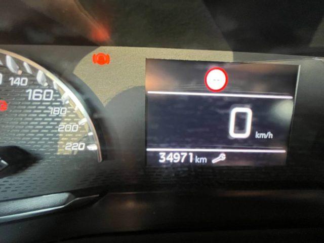 PEUGEOT 2008 BlueHDi 110 S&S Allure