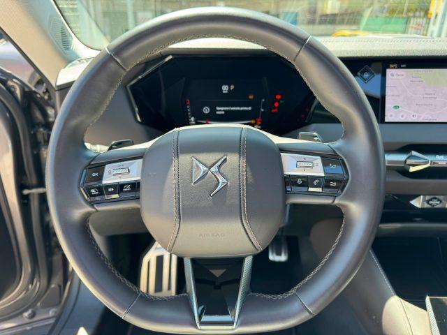 DS AUTOMOBILES DS 4 BlueHDi 130 Automat Antoine de Saint Exupery Tetto