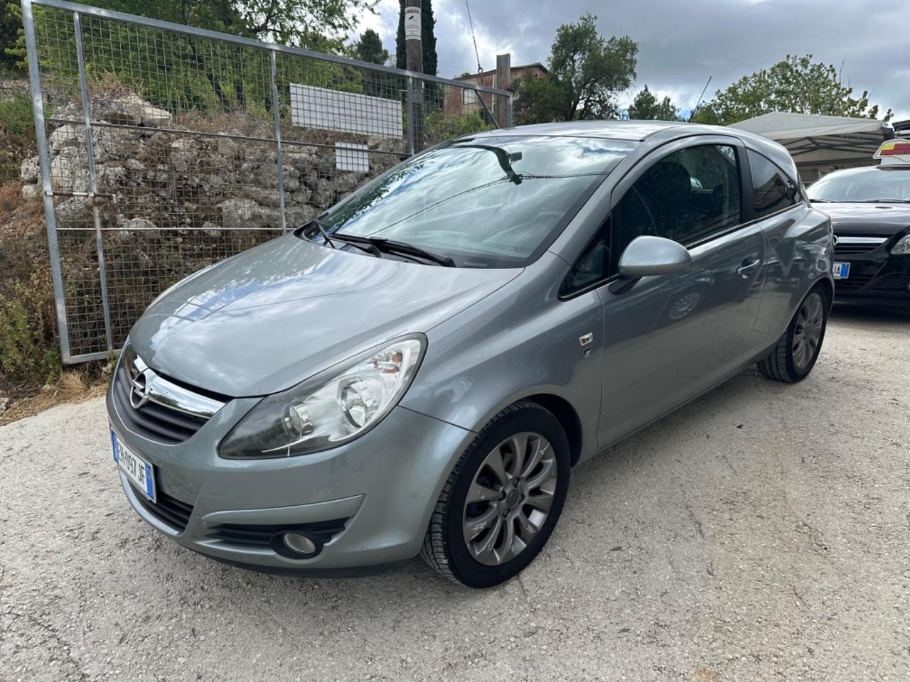 Opel Corsa 1.2 Benzina 86 cavalli