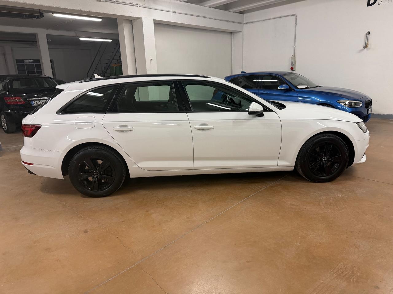 Audi A4 Avant 2.0 TDI 122 CV S tronic Business Sport