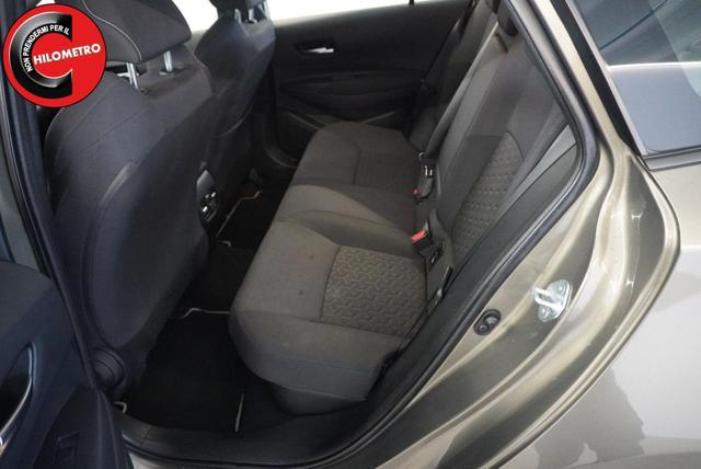 TOYOTA Corolla Touring Sports 2.0 Hybrid Business