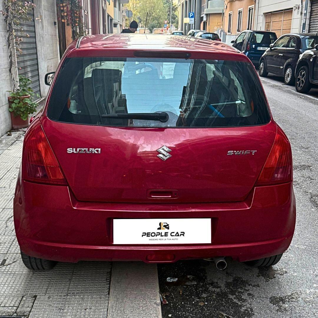 Suzuki Swift **PER POCHI GIORNI**