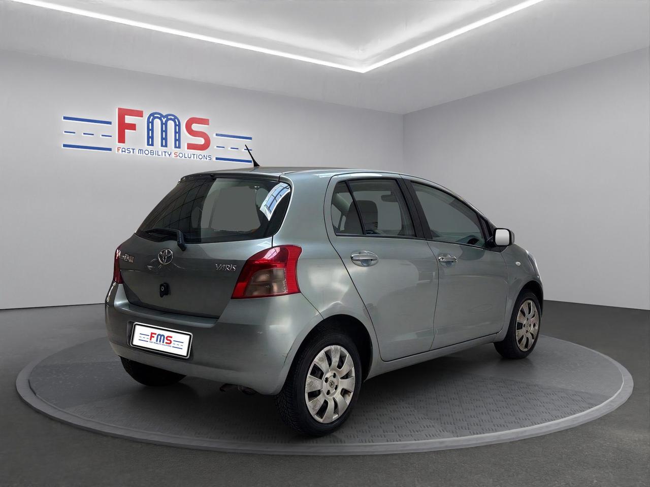 Toyota Yaris 5p 1.0 Sol