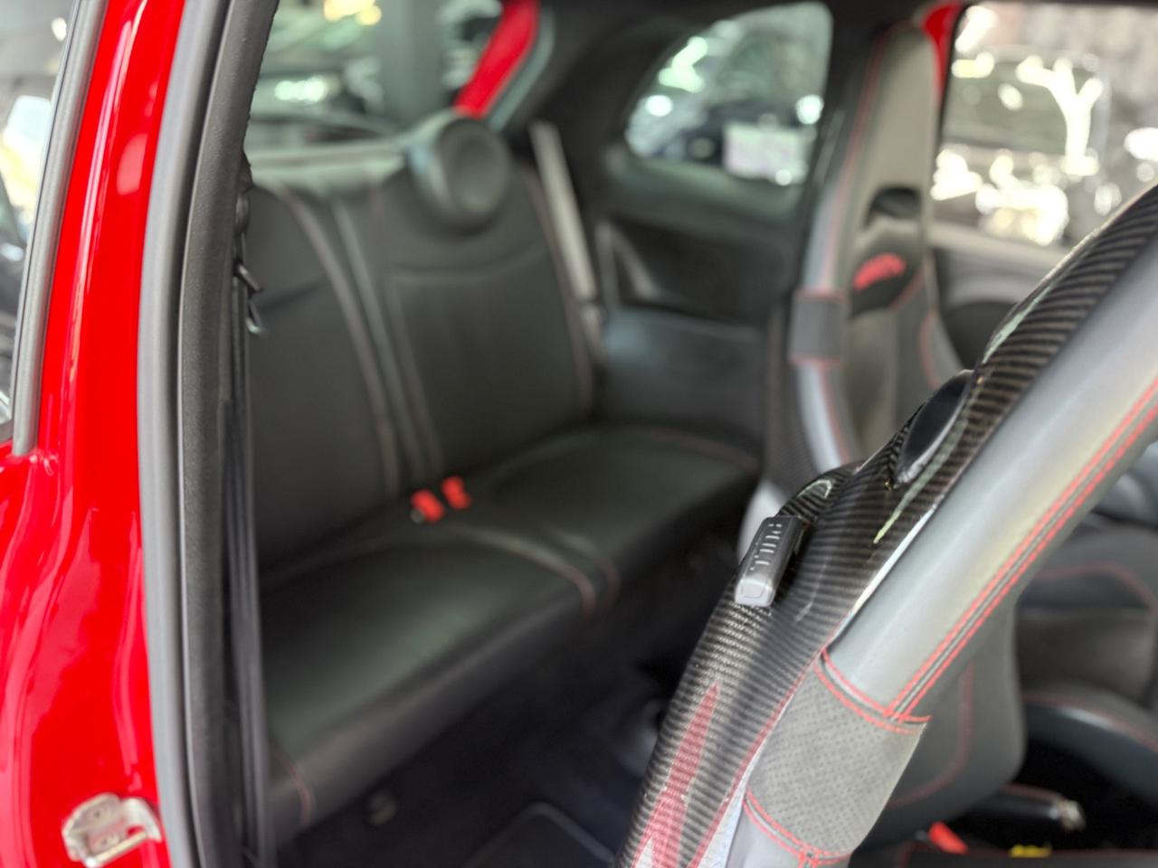 Abarth 695 ABARTH 695 TRIBUTO FERRARI 1.4 TURBO T-JET SERIE NUMERATA