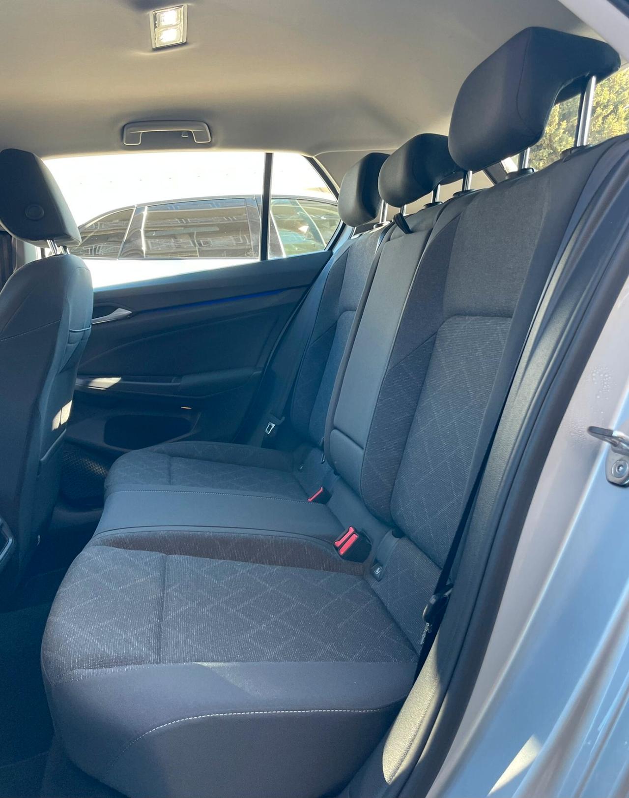 VW Golf 2.0 TDI 150cv DSG SCR Life 2021