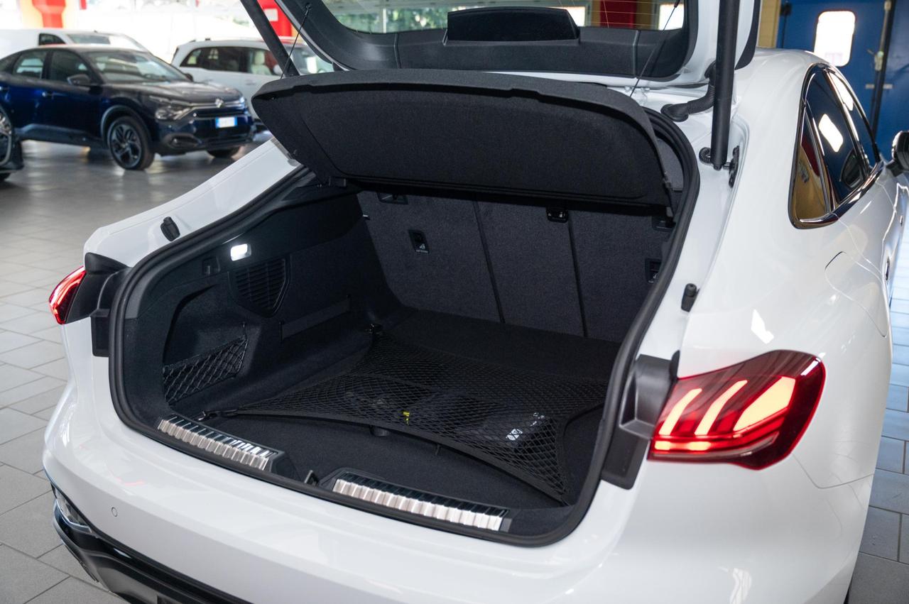 Audi A5 Berlina 2.0 tfsi S line edition 204cv s-tronic