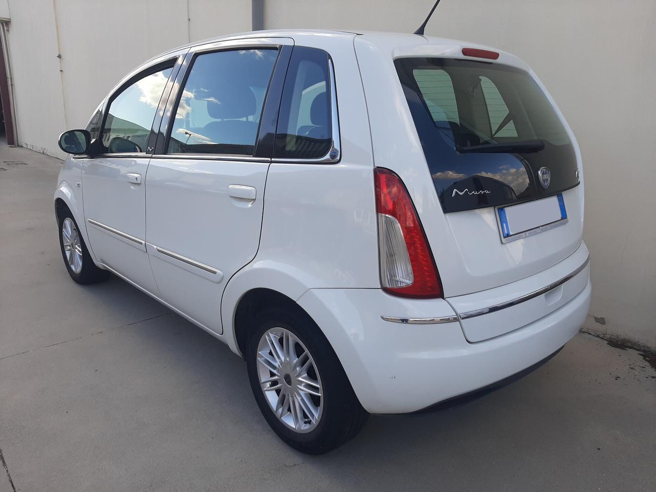 Lancia MUSA 1.3 Mjt 95 CV Gold