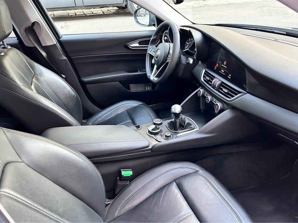 Alfa Romeo Giulia 2.2 Turbodiesel 136 CV Business