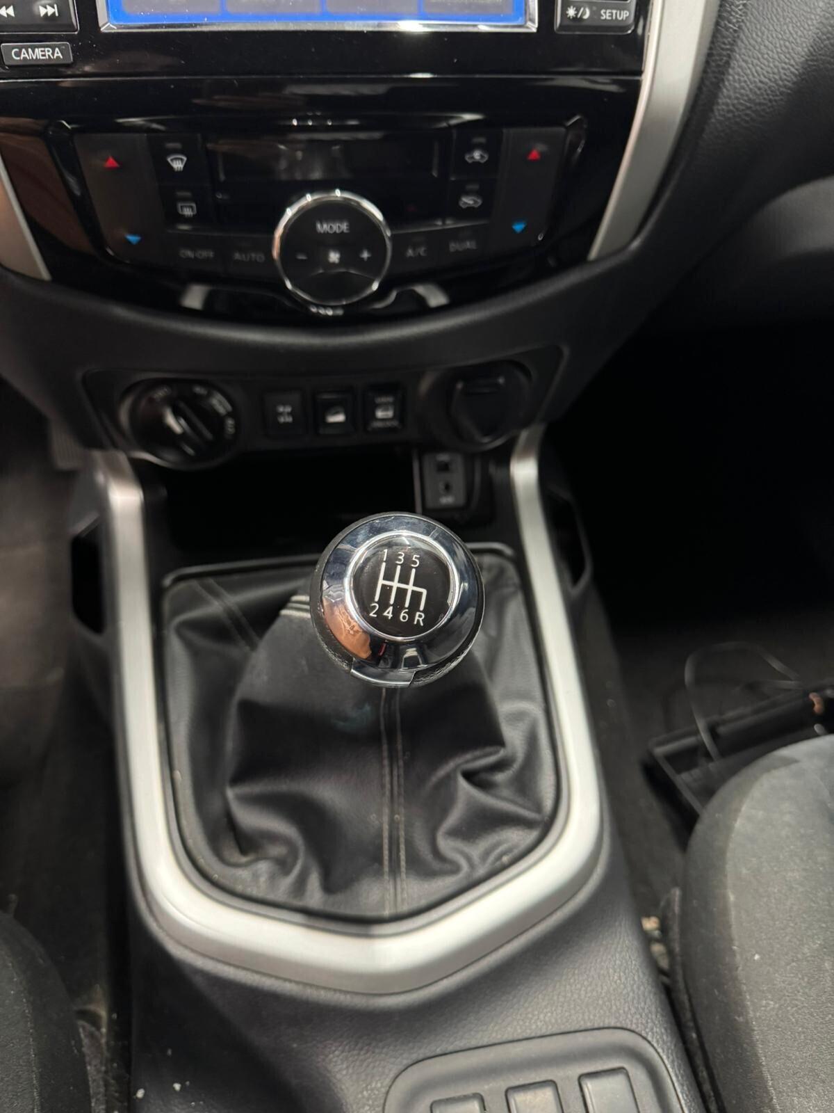 Nissan Navara 2.3 dCi 4WD Double Cab N-Connecta