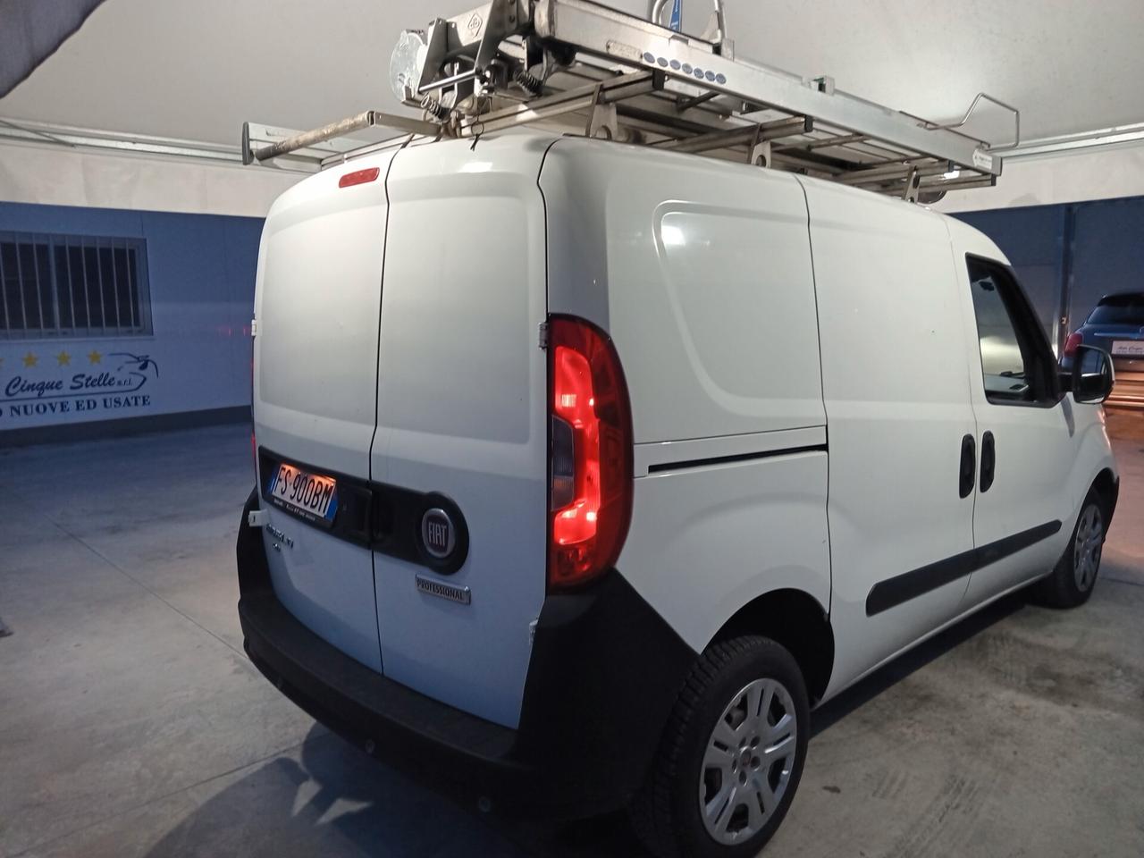 Doblò 1.6 MJT 105CV Lamierato SX 3 Posti CON ATTREZZATURA