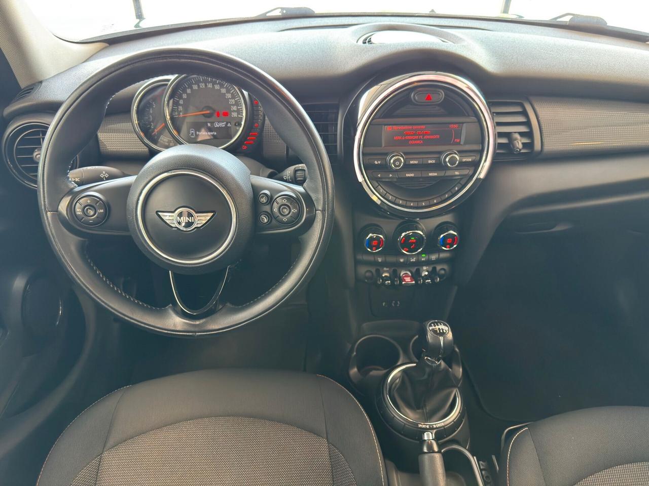 Mini 1.5 Cooper D Business XL 5 porte