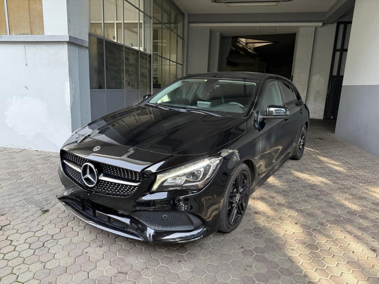 Mercedes-Benz CLA shooting brake 220 d premium auto fl