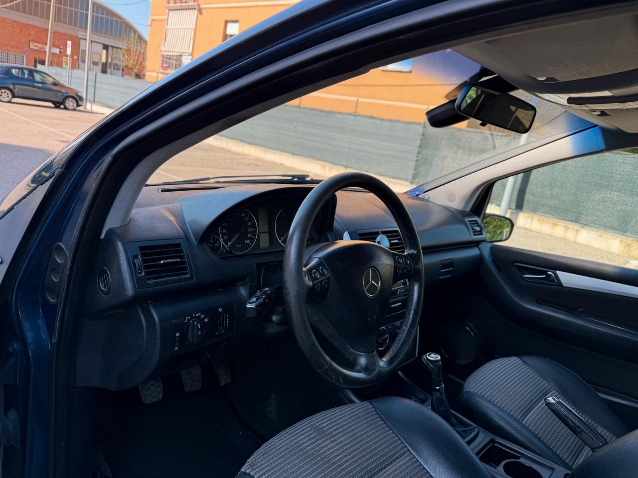 Mercedes-Benz A 160 CDI - NEOPATENTATI -