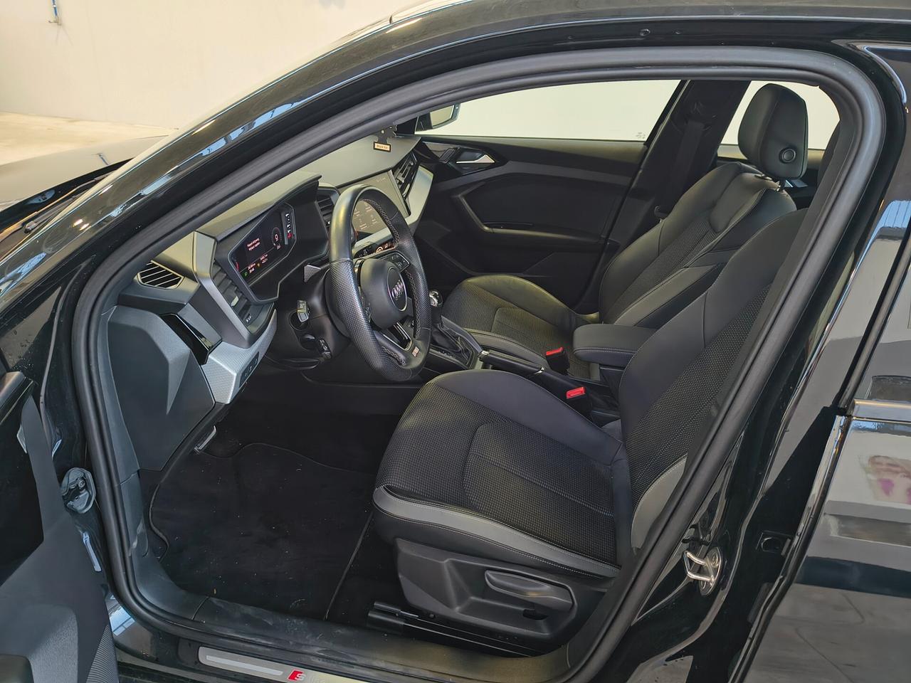 Audi A1 SPB 30 TFSI S tronic line edition