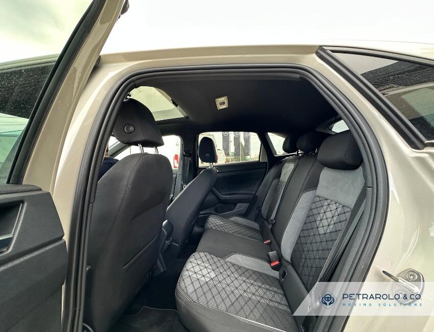 Volkswagen Taigo 1.0 TSI 110 CV R-Line