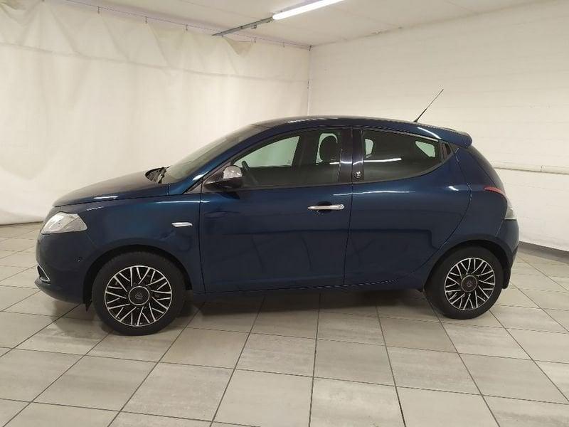 Lancia Ypsilon 1.2 8v Gold c/CL 69cv E6