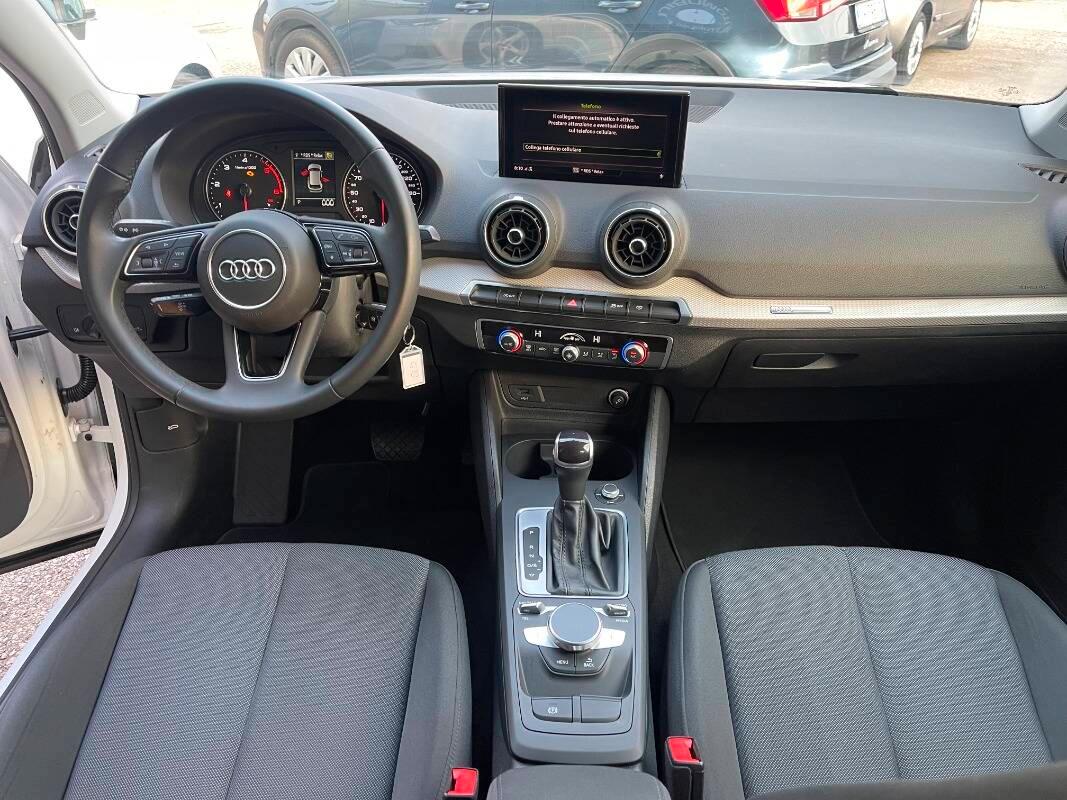 Audi Q2 30 2.0 tdi Business s-tronic FULL LED PDC