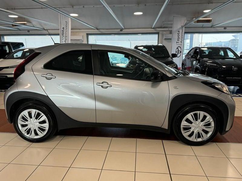 Toyota Aygo X 1.0B (72 CV) Active