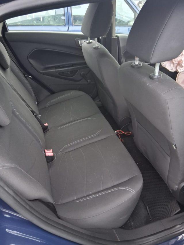 FORD Fiesta 1.5 TDCi 75CV 5 porte Titanium INCIDENTATA r