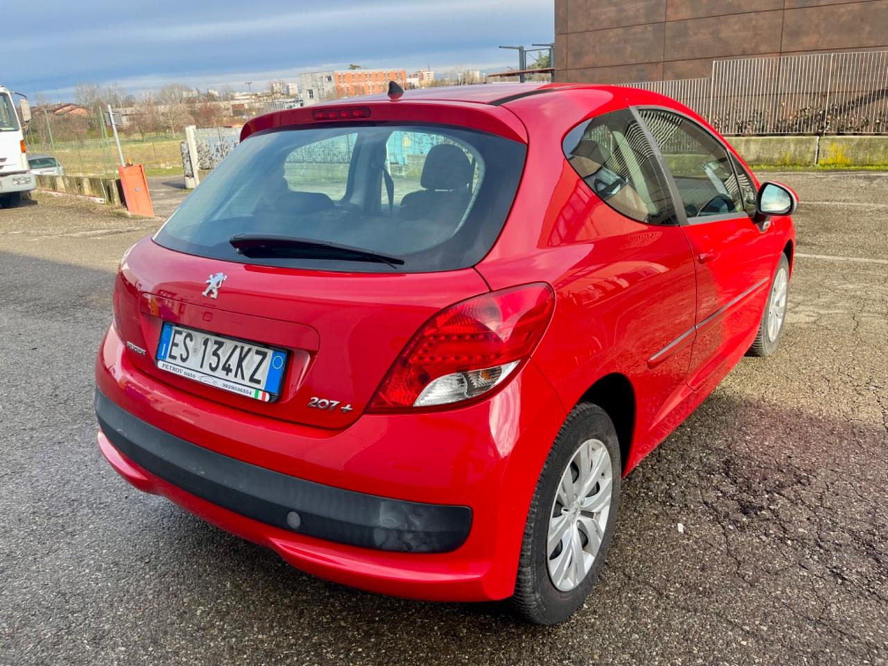 Peugeot 207 Plus 1.4hdi 106.000km 2013 3 porte per neopatentati