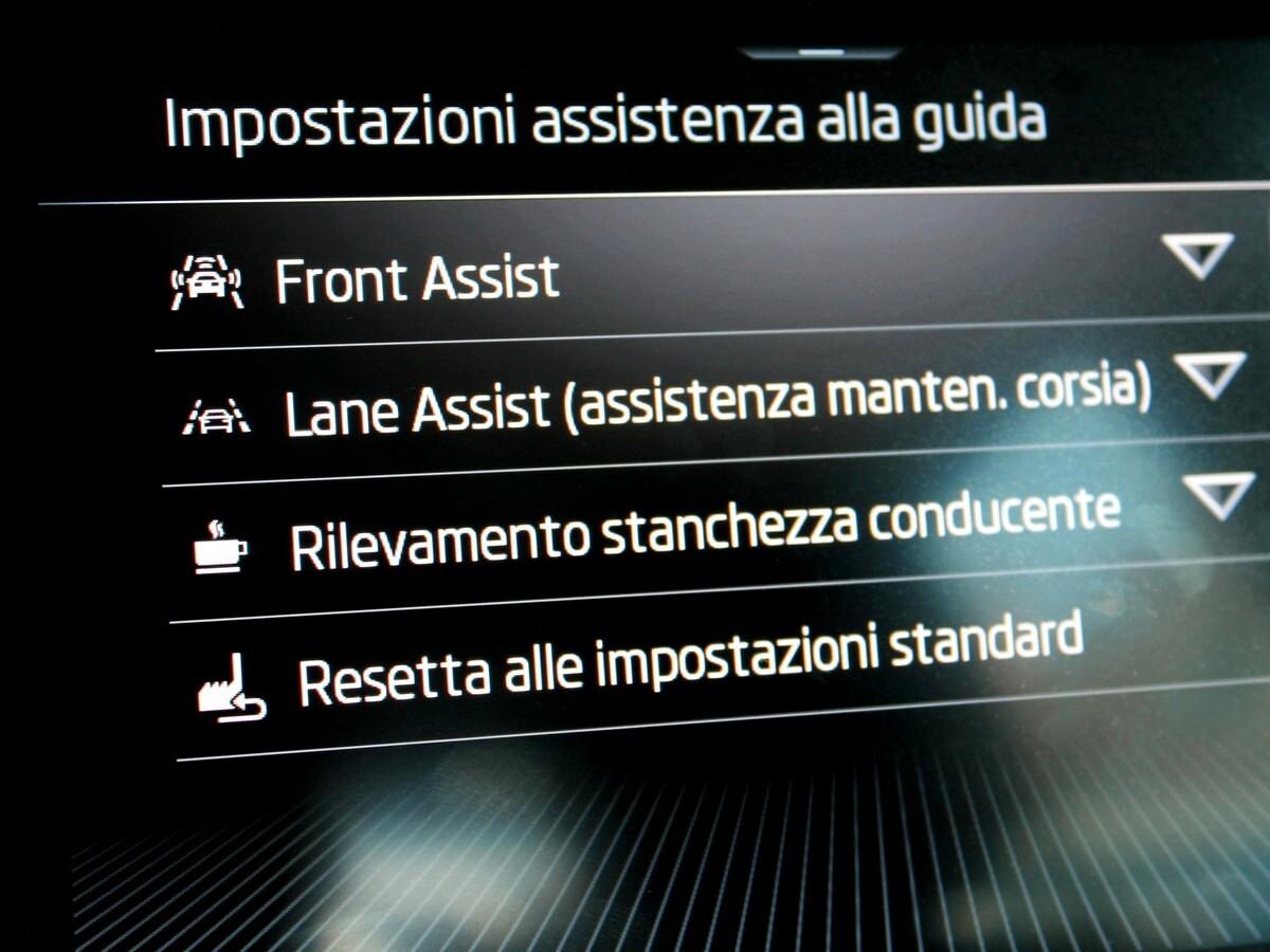 Skoda Fabia 1.0 MPI 65 CV Ambition Pdc UNIPRO IVA DEDUCIBILE