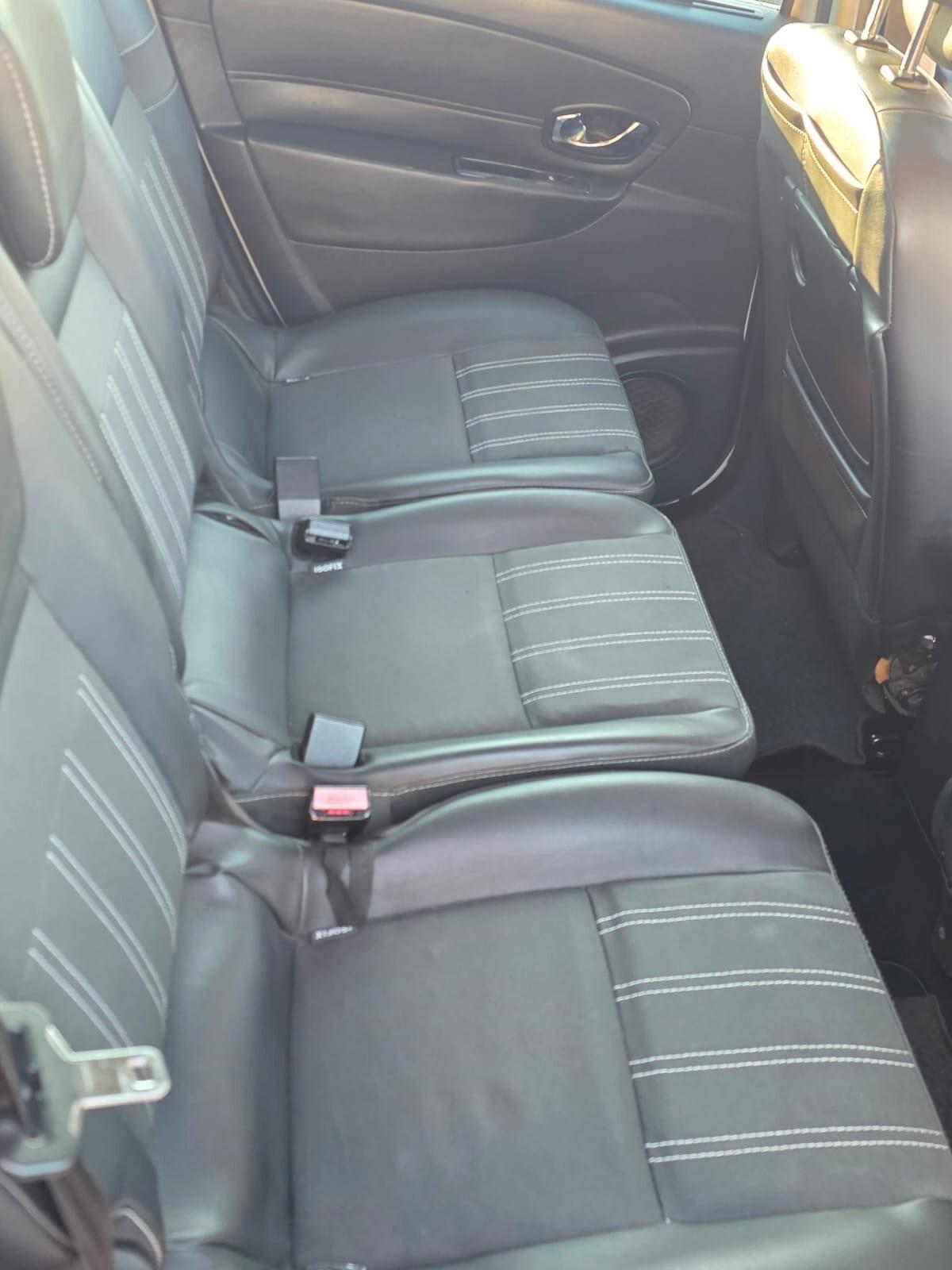 Renault Scenic XMod 1.5 dCi 110CV EDC Bose 7 posti