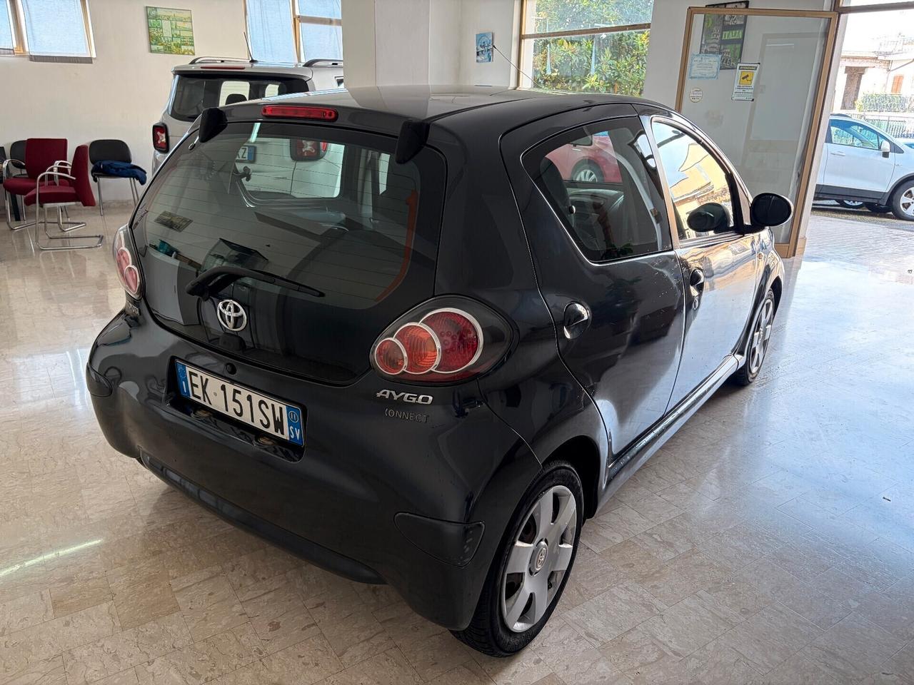 TOYOTA AYGO 1.0 68 CV 5 PORTE 80.000 KM