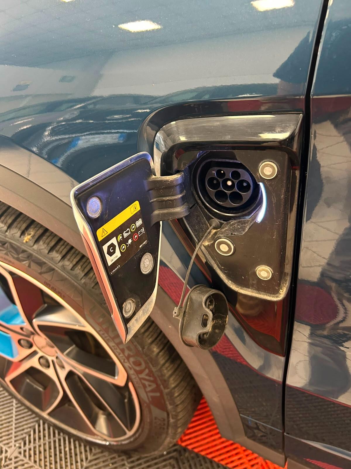 Lynk&co 01 PHEV