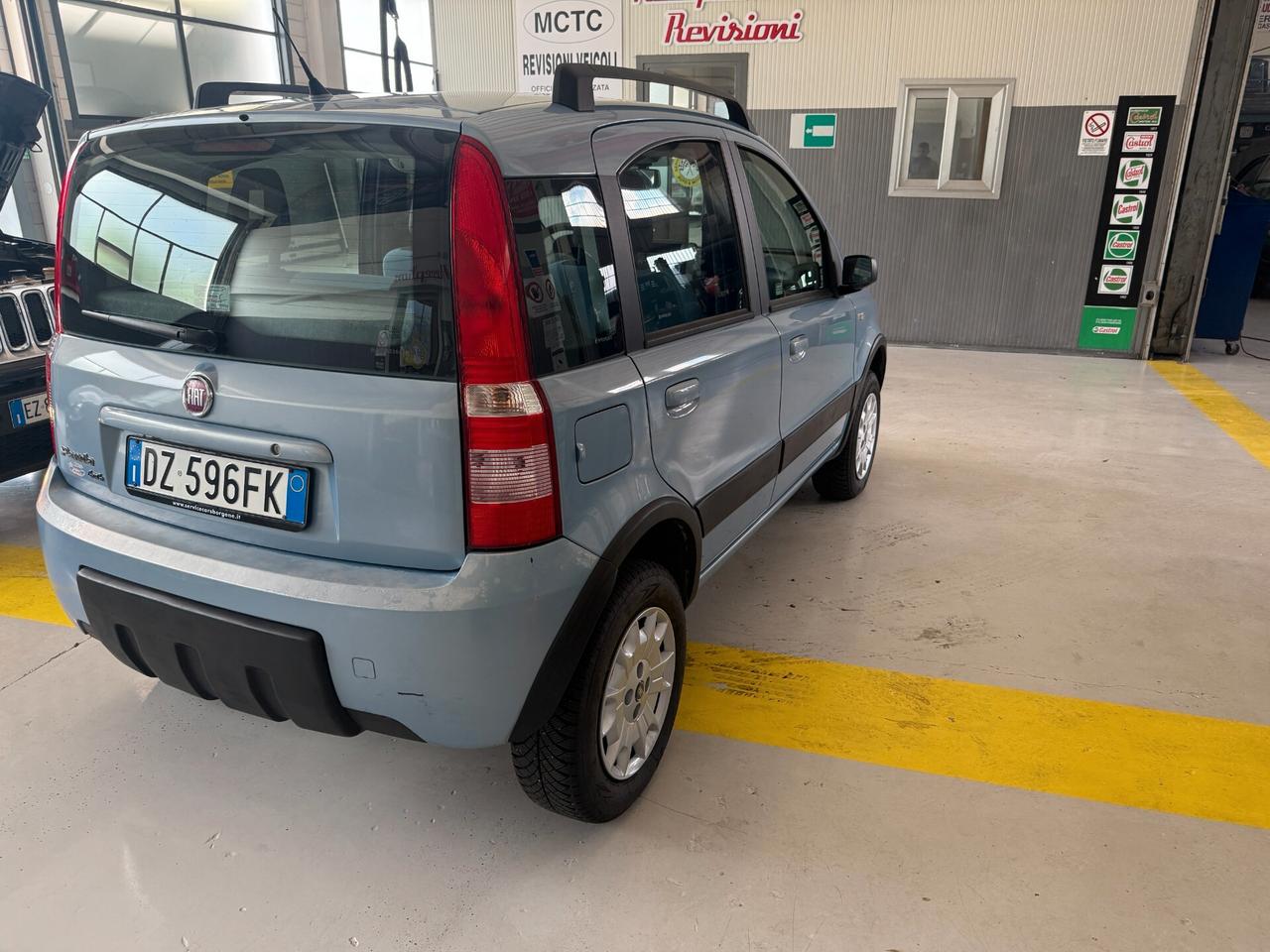 Fiat Panda 1.2 4x4 Climbing