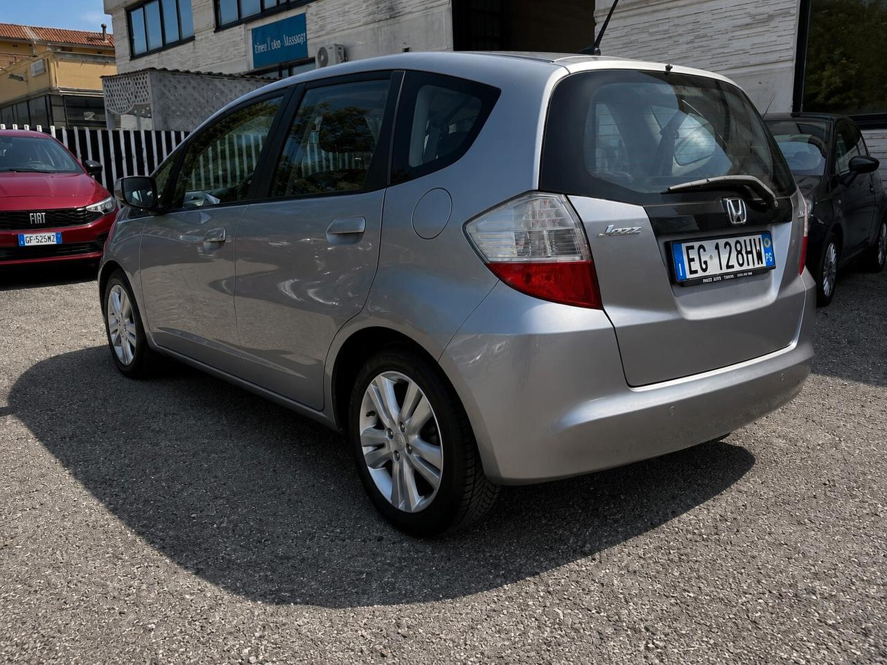 Honda Jazz 1.4 i-VTEC Elegance CVT