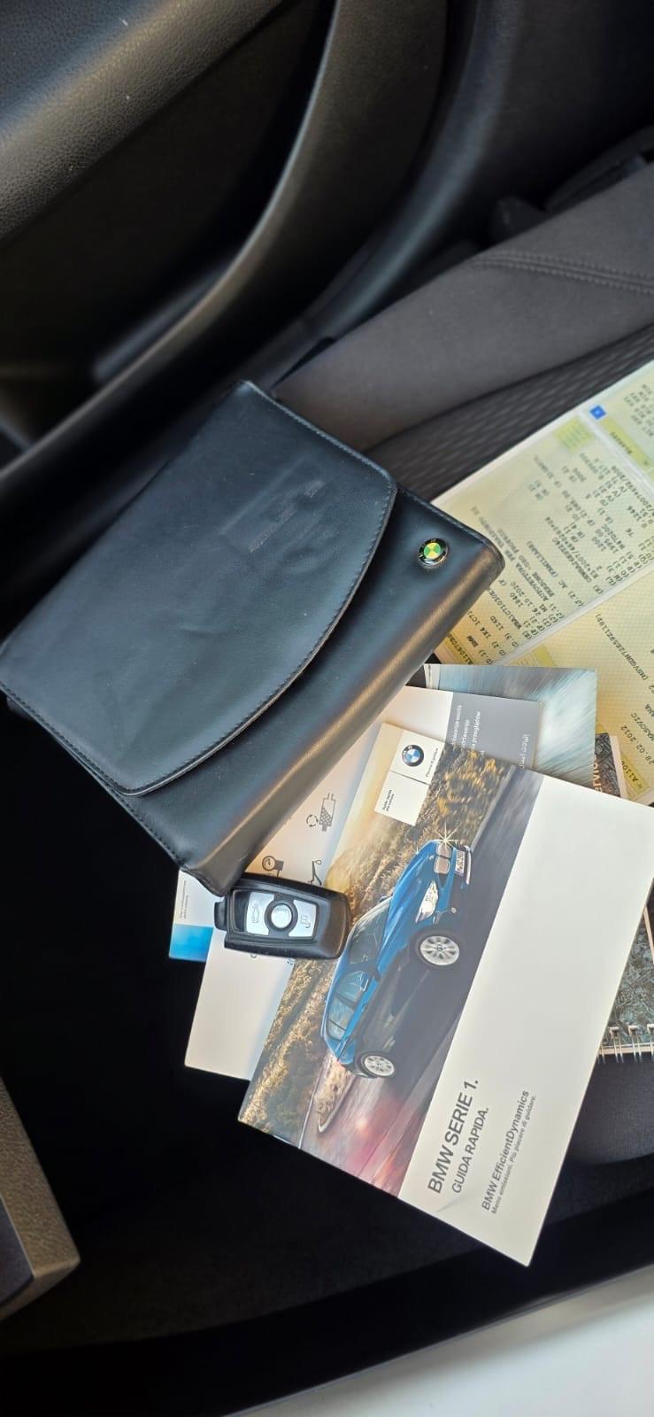 Bmw 116 116d 5p. Urban