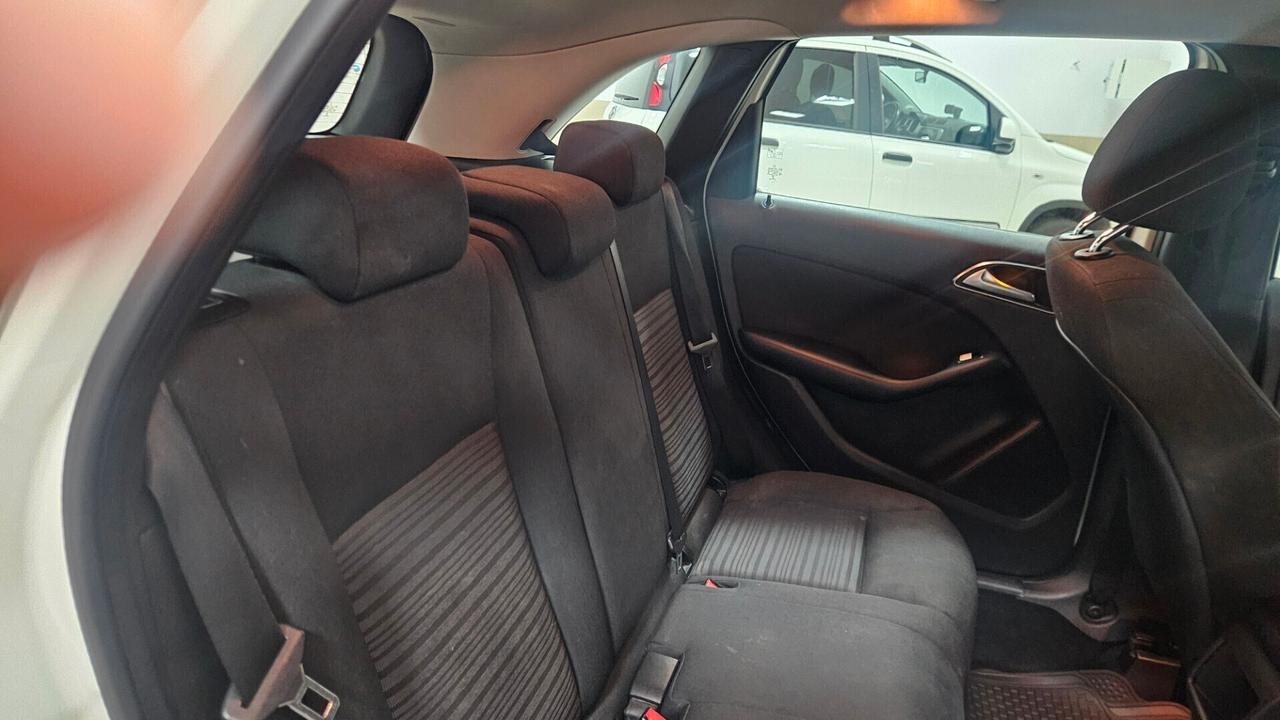 Mercedes-benz B 180 CDI Premium