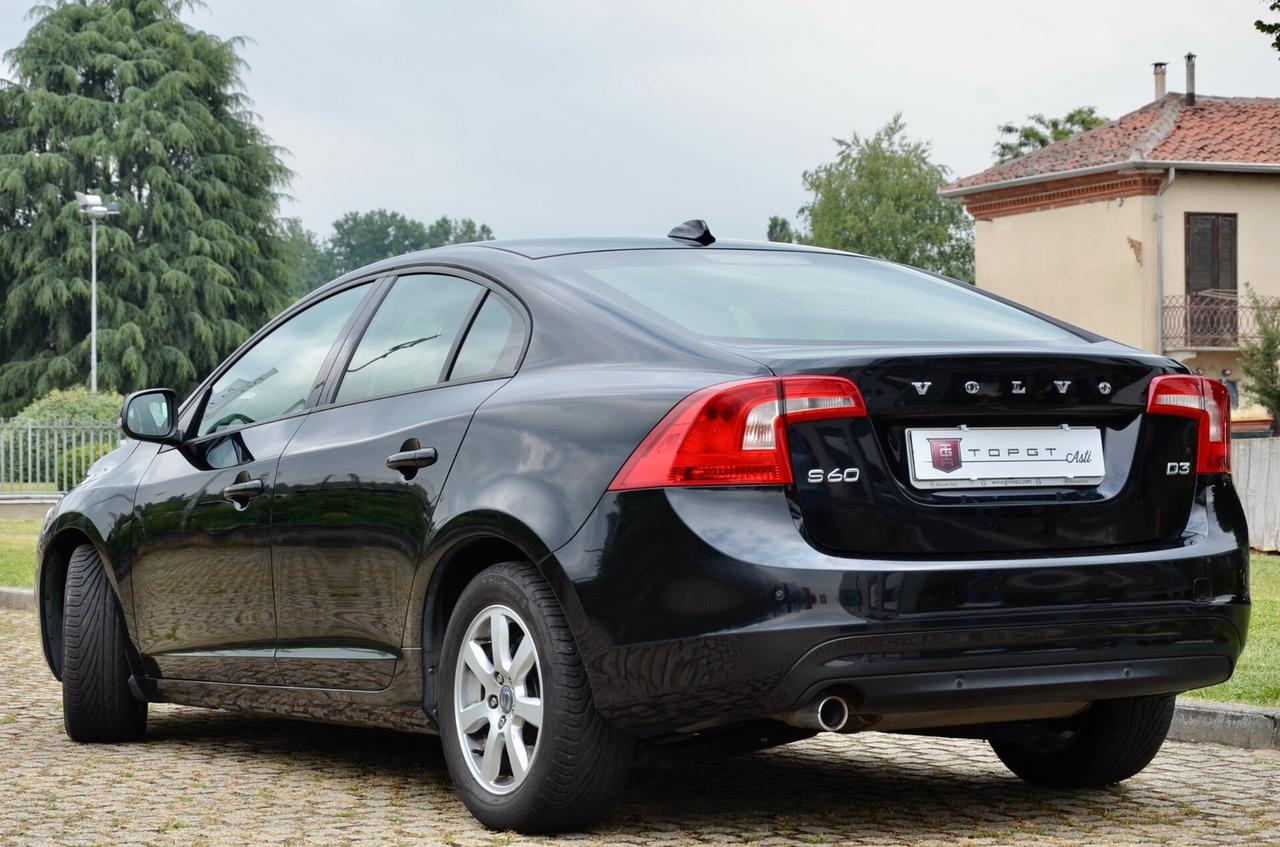 VOLVO S60 2.0 D3 KINETIC 136cv GEARTRONIC, UFF ITALIANA, SERVICE CON FATTURE, NAVI, BLUETOOTH, PERMUTE