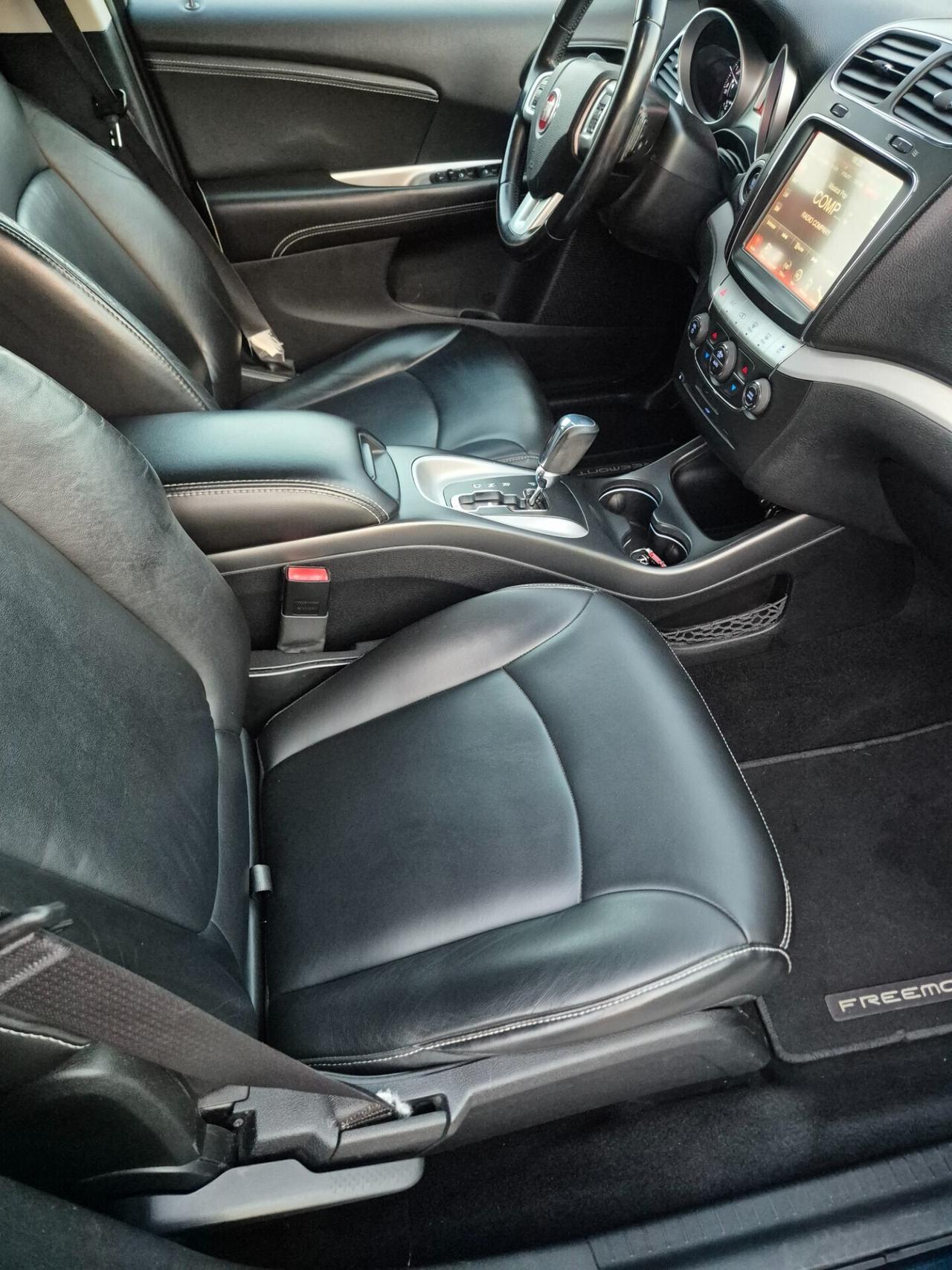 Fiat Freemont 2.0 Mjt 170 CV 4x4 aut. Black Code
