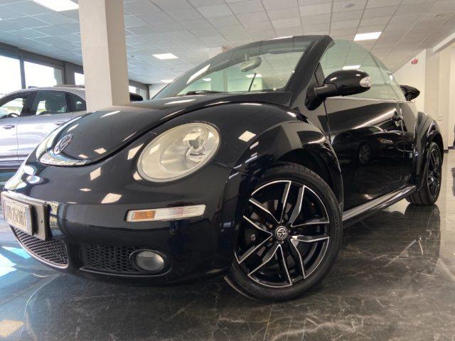 VOLKSWAGEN New Beetle 1.6 CA 3P. CABRIO + SED. RISCALDABILI + MP3