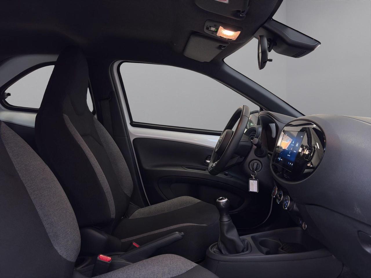 Toyota Aygo X 1.0 Active 72cv