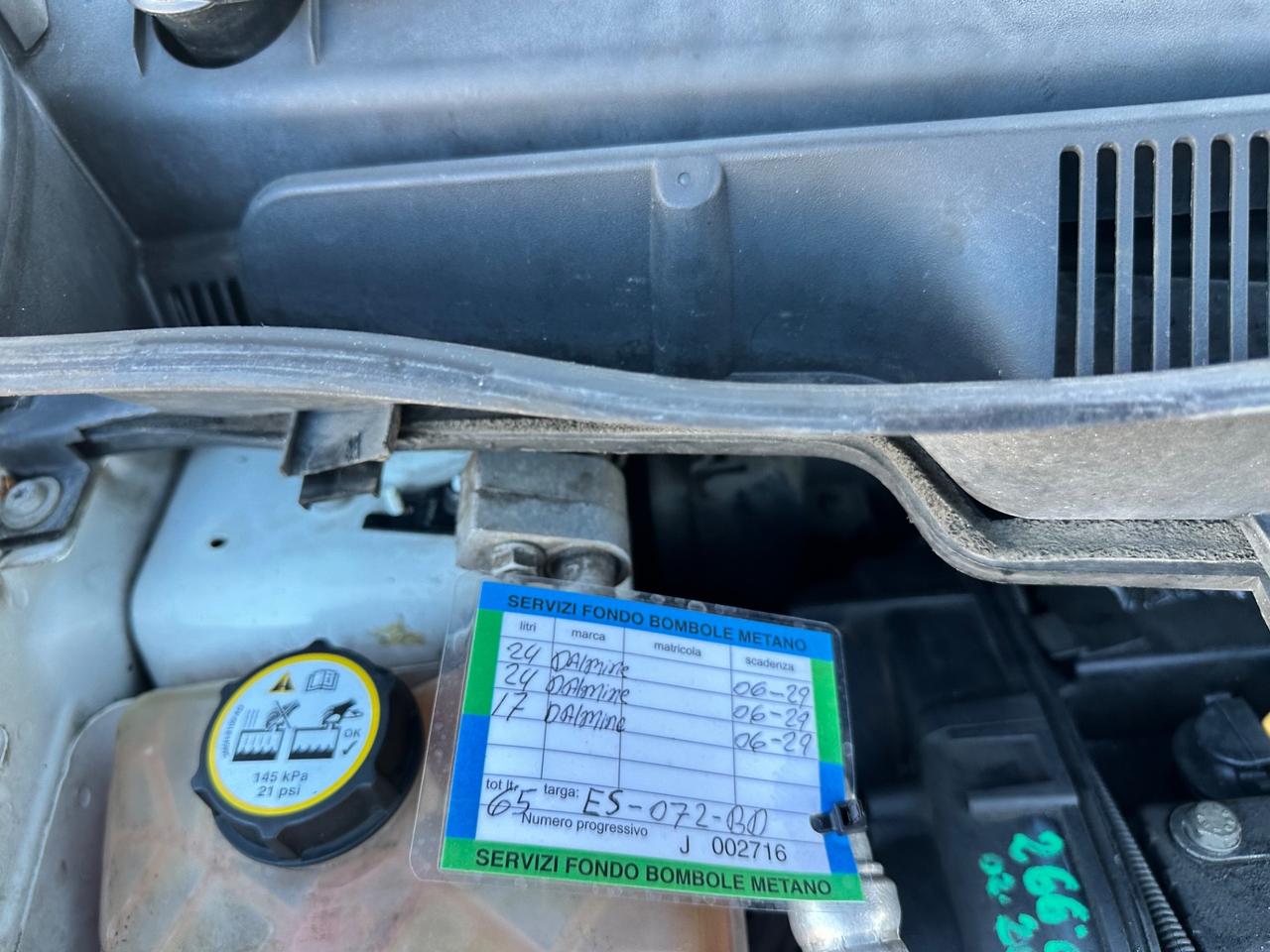 Ford B-Max 1.4 90 CV Business metano