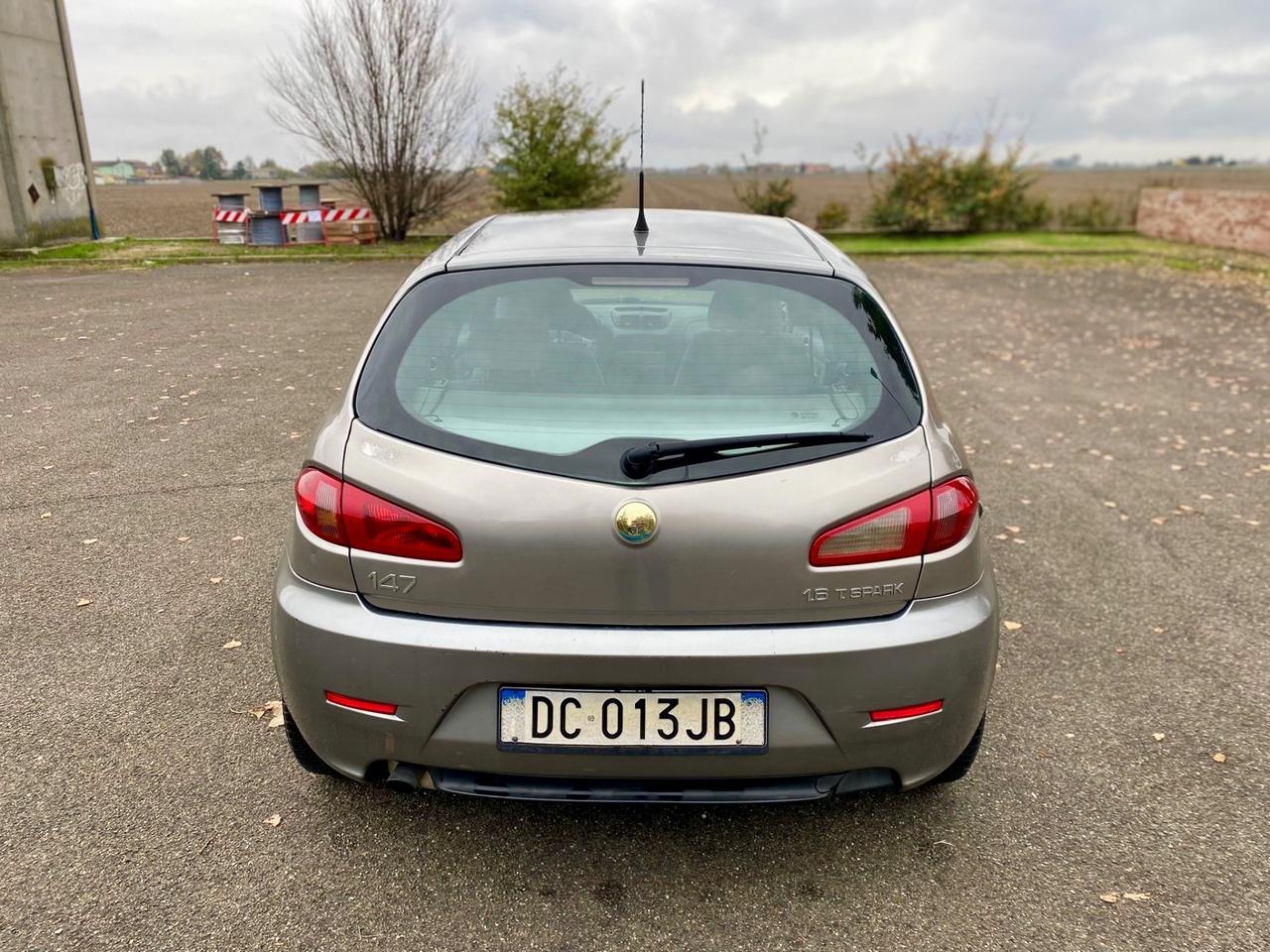 Alfa Romeo 147 1.6 16V TS 3 porte Distinctive