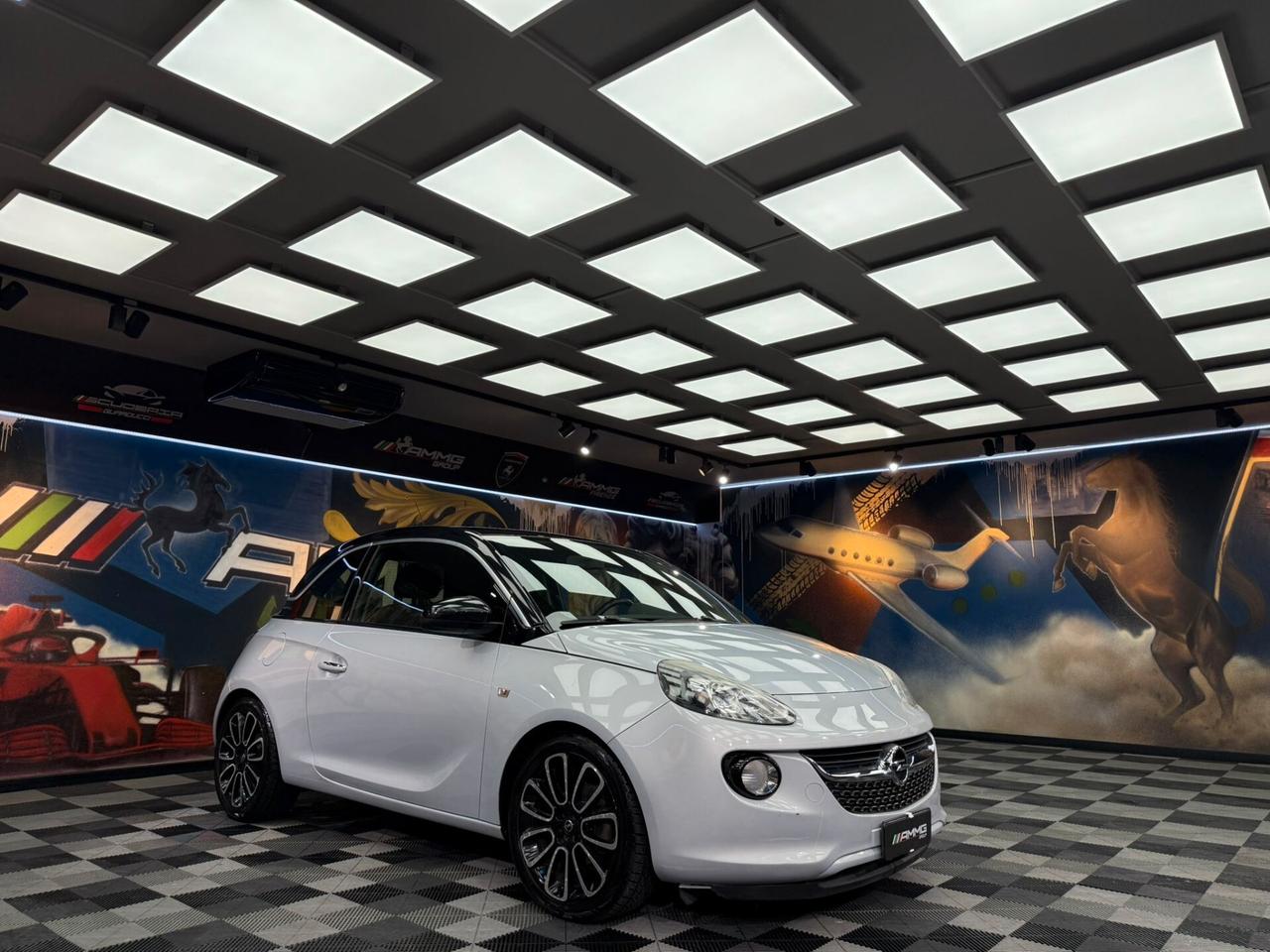 Opel Adam 1.2 70 CV Glam (323)