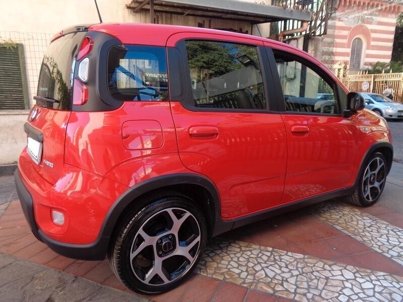 Fiat Panda 1.0 FireFly S&S Hybrid Sport