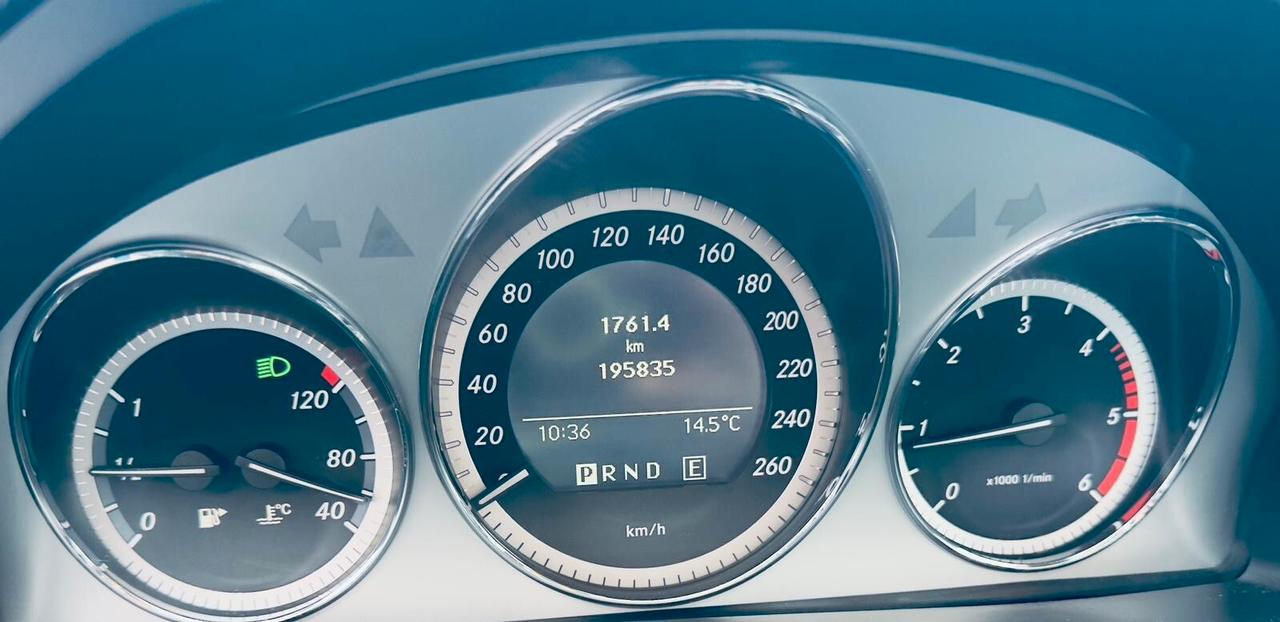 Mercedes-benz C 220 CDI BlueEFFICIENCY Avantgarde